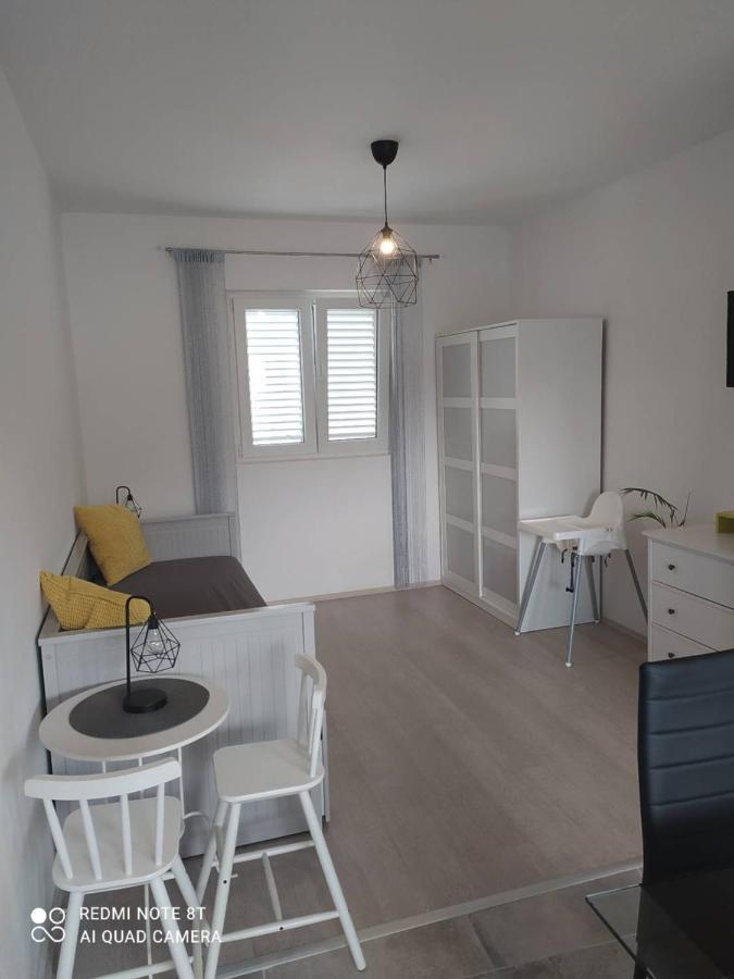 Apartments Mirko&Ana บาร์บินเย ภายนอก รูปภาพ