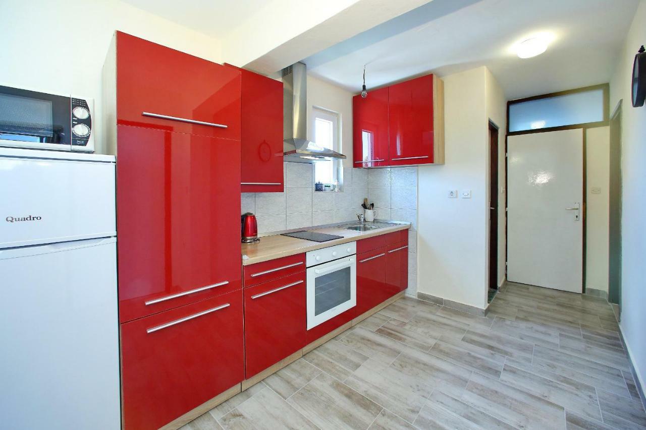 Apartments Mirko&Ana บาร์บินเย ภายนอก รูปภาพ