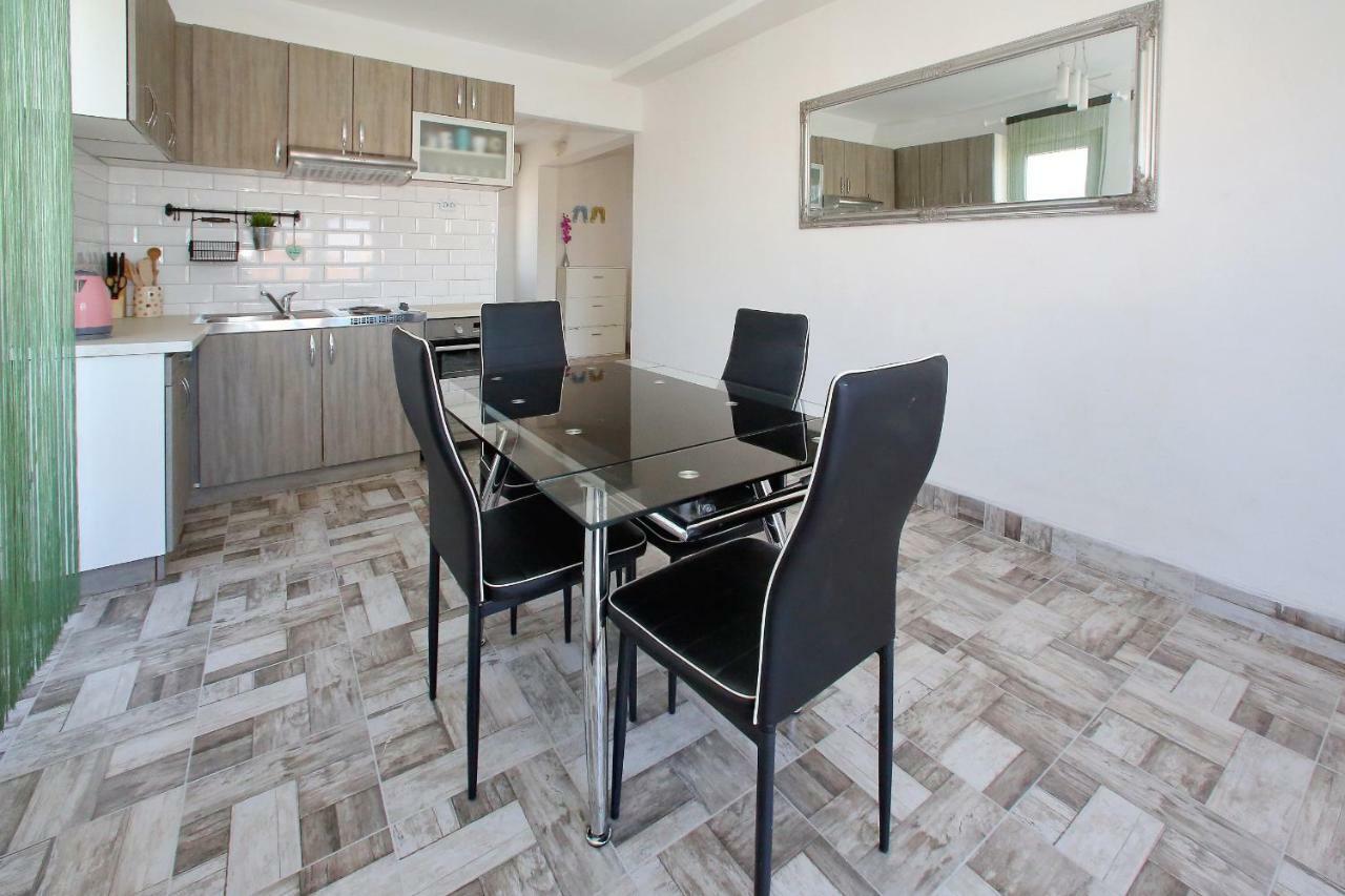 Apartments Mirko&Ana บาร์บินเย ภายนอก รูปภาพ