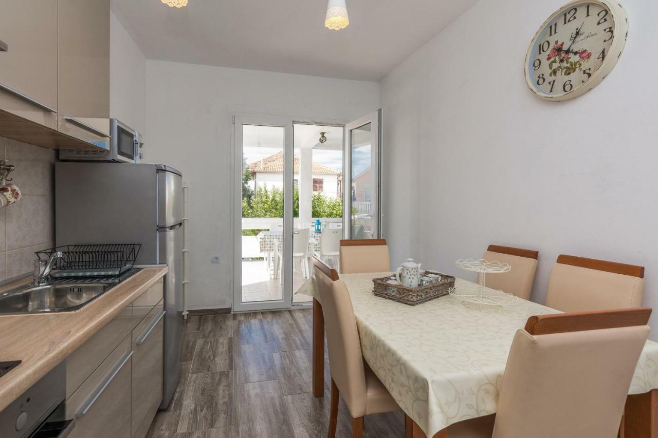 Apartments Mirko&Ana บาร์บินเย ภายนอก รูปภาพ